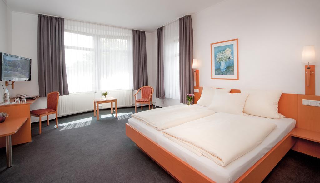 Hotel Hollmann Halle  Dış mekan fotoğraf